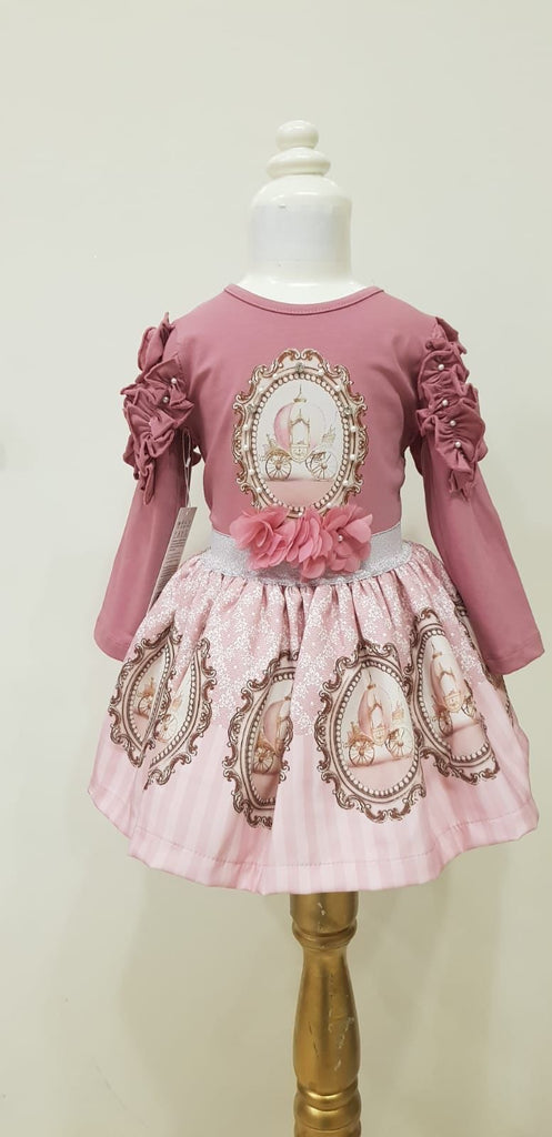 Rose carriage skirt set