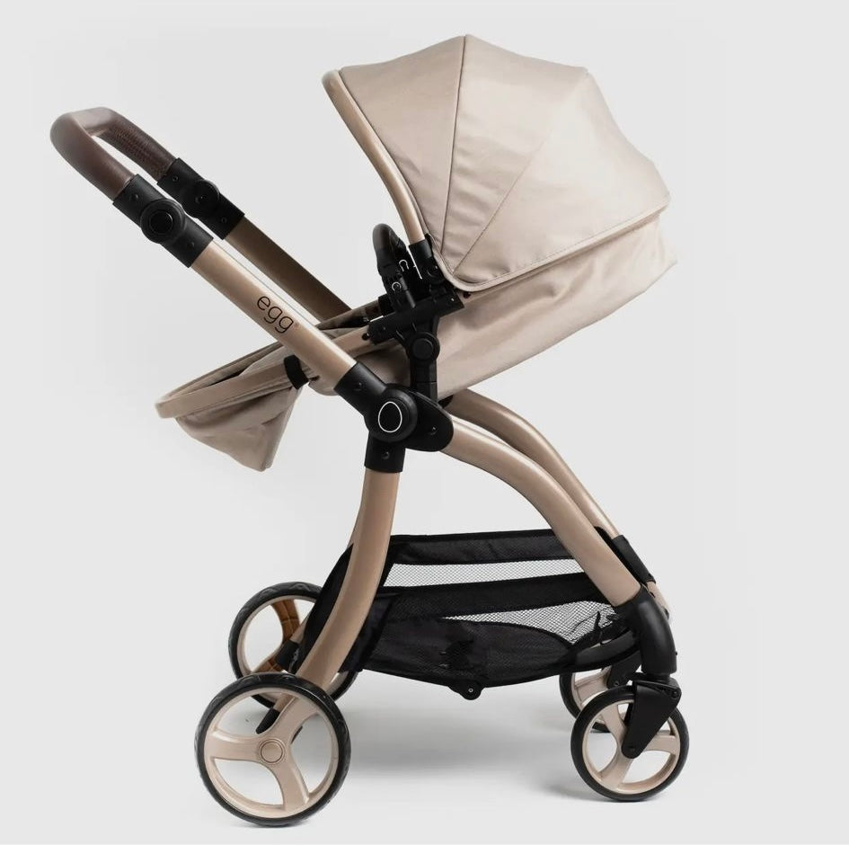 Egg dolls pram Feather