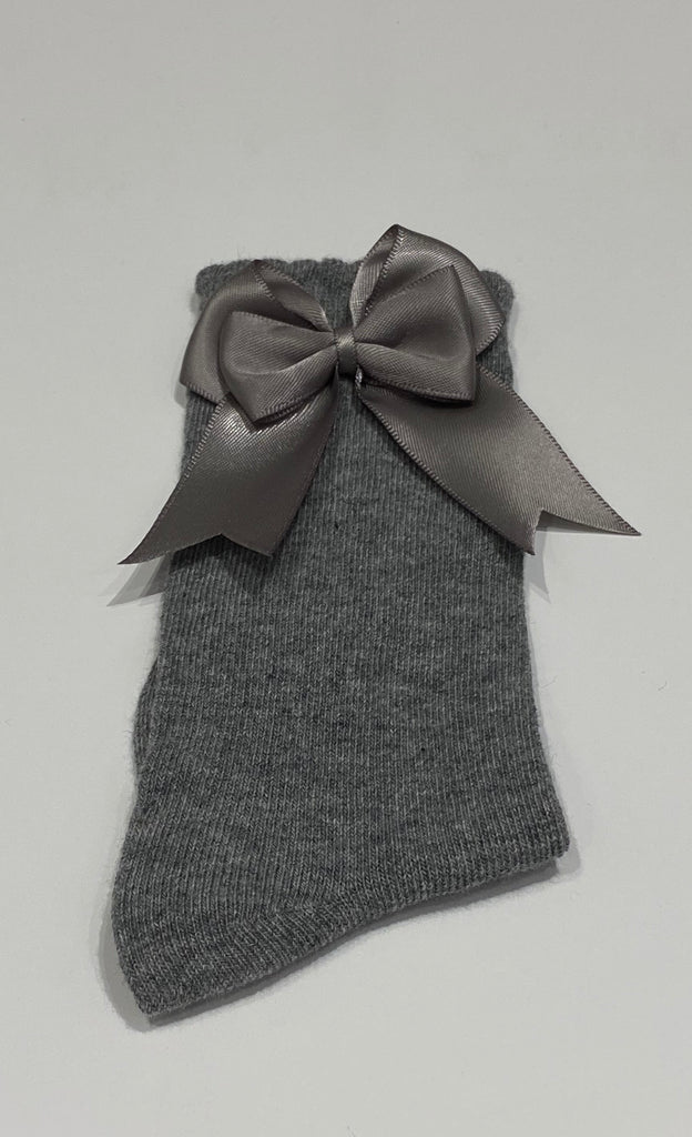 Light grey bow socks